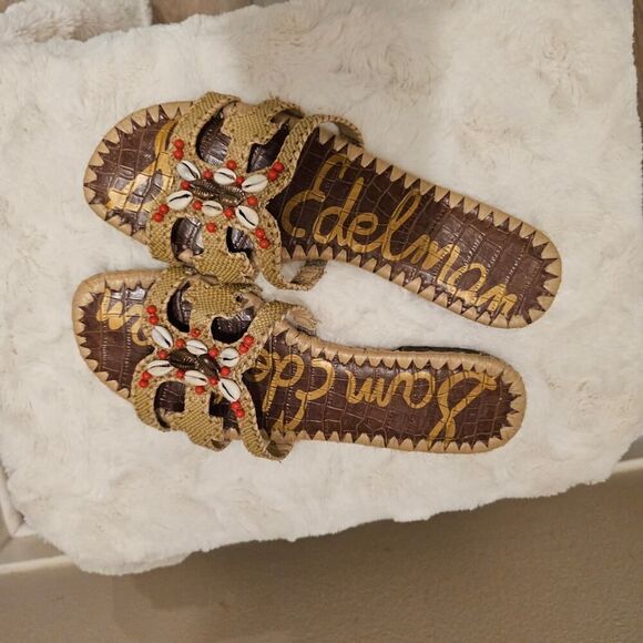 Sam Edelman Shell Slides Size 10 - Picture 5 of 7